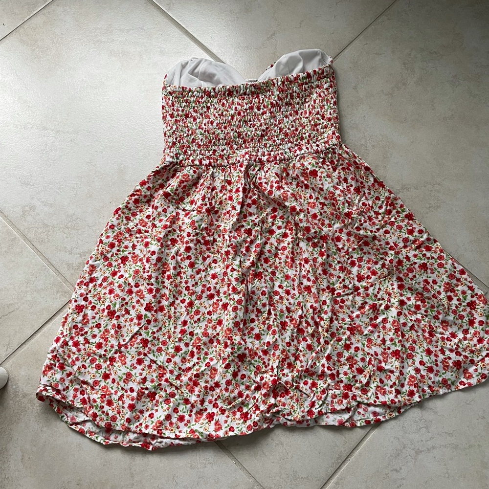 Floral strapless sundress